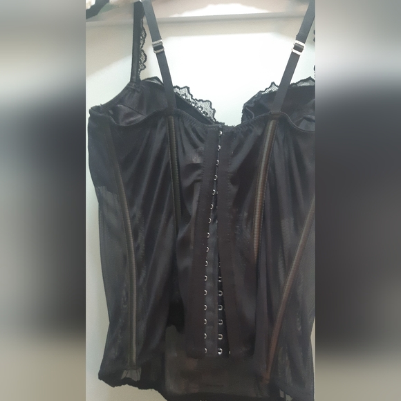 NWT Large La SENZA Black Lace Underwire Bustier - Picture 2 of 4